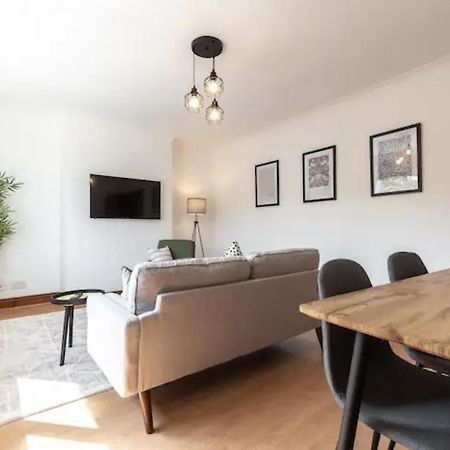 Metropolitan - 2 Bed, Private Parking Apartment, Great Commercial Home From Home Stay! Σαουθάμπτον Εξωτερικό φωτογραφία