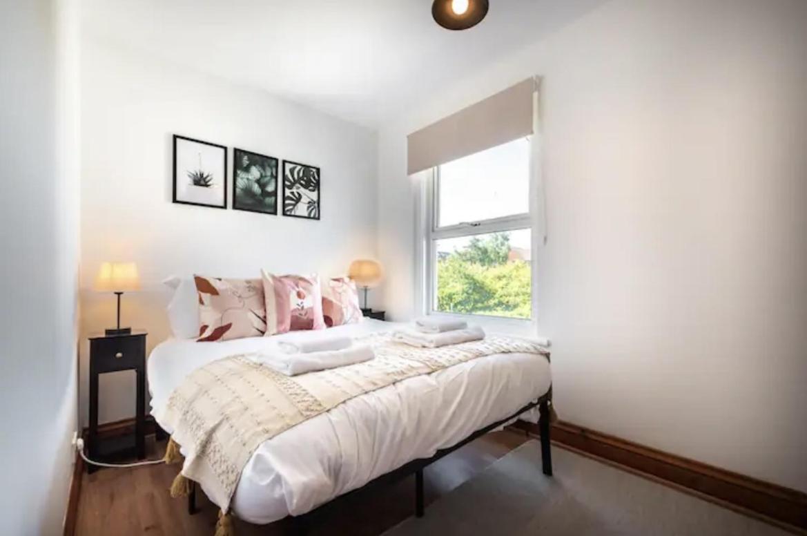 Metropolitan - 2 Bed, Private Parking Apartment, Great Commercial Home From Home Stay! Σαουθάμπτον Εξωτερικό φωτογραφία